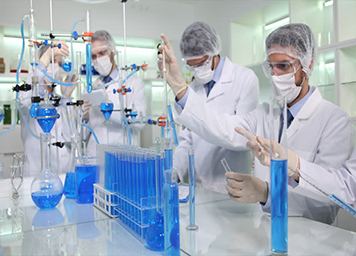 How can the traceability and daily management of laboratory equipment be better?